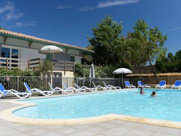 Gîte pour 6 personnes, avec piscine et terrasse dans Moliets-Plage