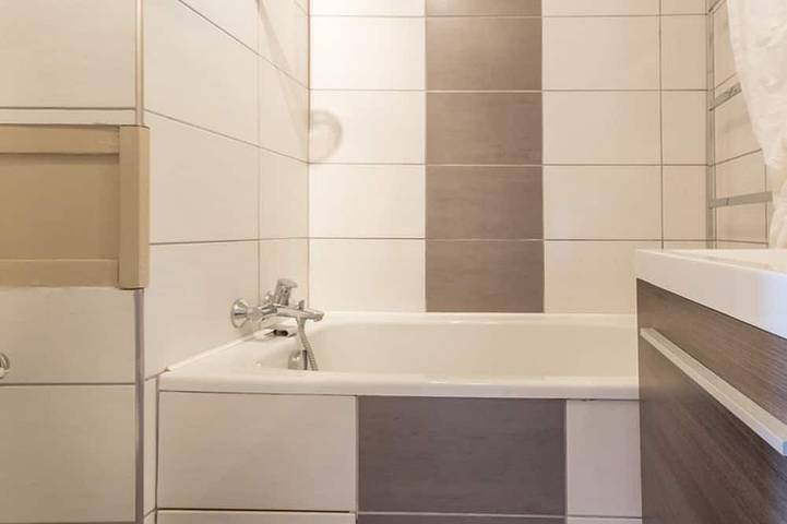 Apartamento entero, Estudio renovado cerca de las pistas con balcón y rincón en la montaña in Bellentre, La Plagne-Tarentaise