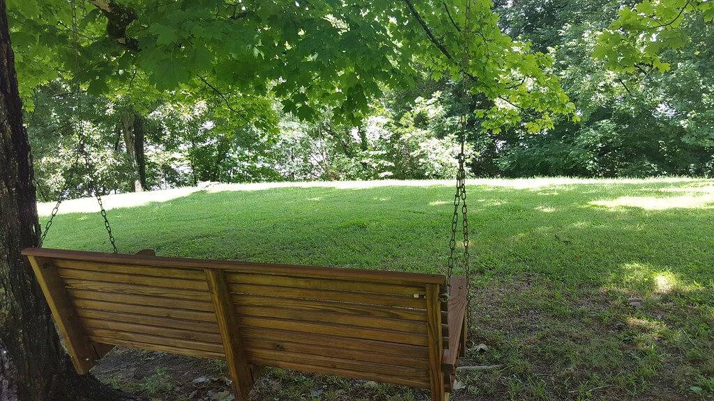 Log Cabin for 16 Guests in Sevierville, Sevier County