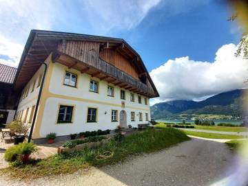 Ferienwohnung für 3 Personen, mit Balkon und Seeblick am Wolfgangsee