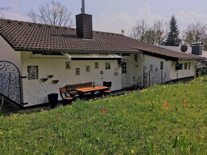 Ferienhaus für 4 Personen, mit Terrasse und Garten sowie Ausblick in Lissendorf