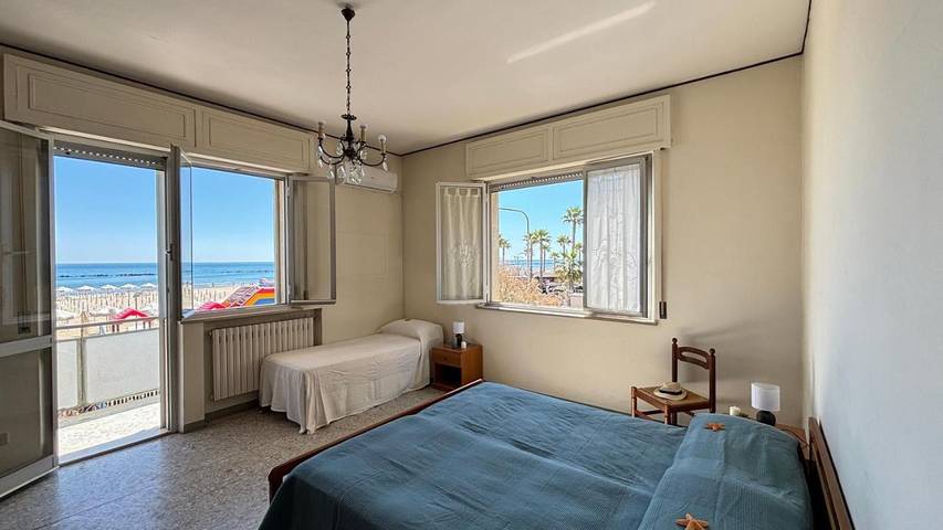 Gîte pour 5 personnes, avec terrasse et vue, animaux acceptés à Roseto degli Abruzzi - 3