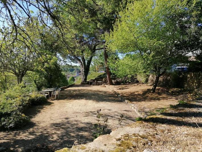 Gîte pour 4 personnes, avec vue ainsi que piscine et jardin à Villamblard - 3