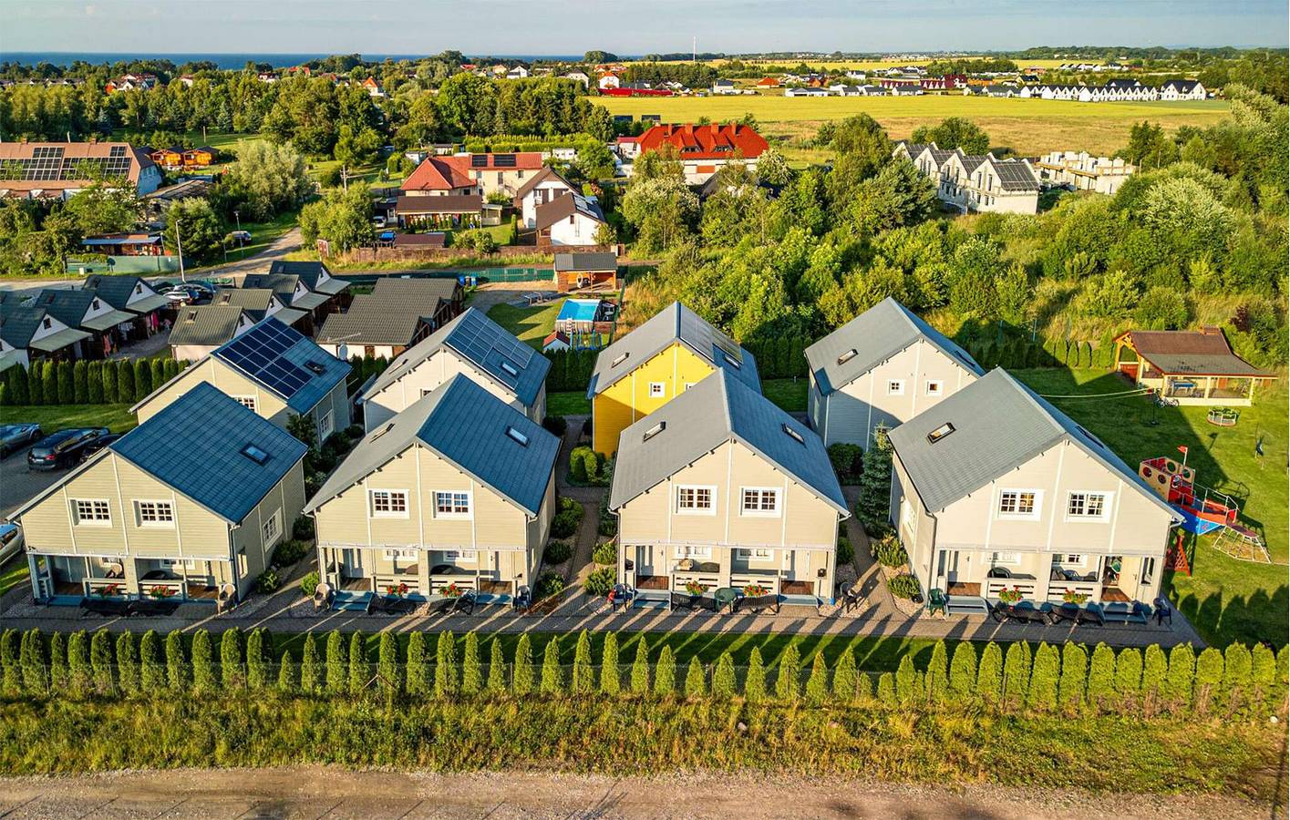 Ferienhaus für 7 Personen mit Terrasse in Gaski, Powiat Koszaliński