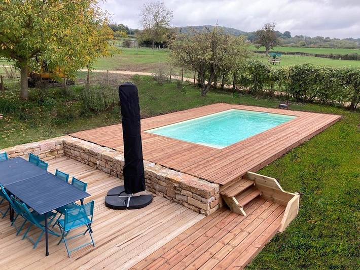 Gîte pour 10 personnes, avec terrasse et jardin