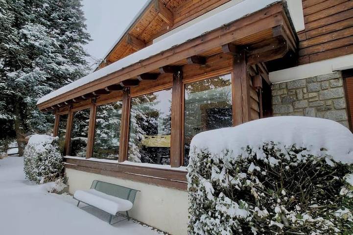 Gîte pour 14 personnes, avec Jardin dans Office De Tourisme De Font Romeu