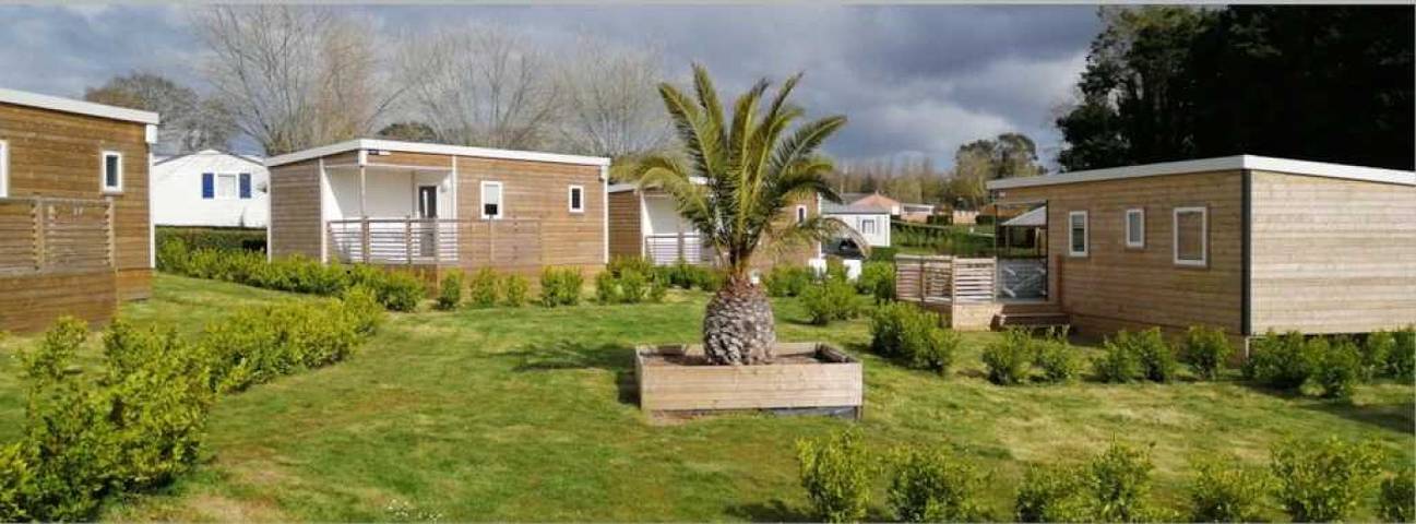 Camping pour 4 personnes, avec terrasse à Erquy