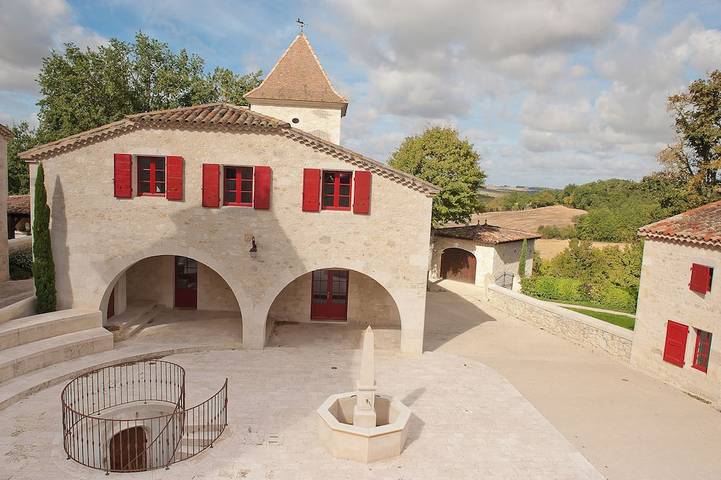 Location de vacances pour 14 personnes, avec Jardin et Piscine à Castelnau-sur-l'Auvignon