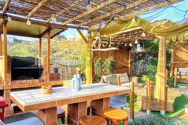 Ferienwohnung für 2 Personen, mit Pool und Whirlpool sowie Garten - 1