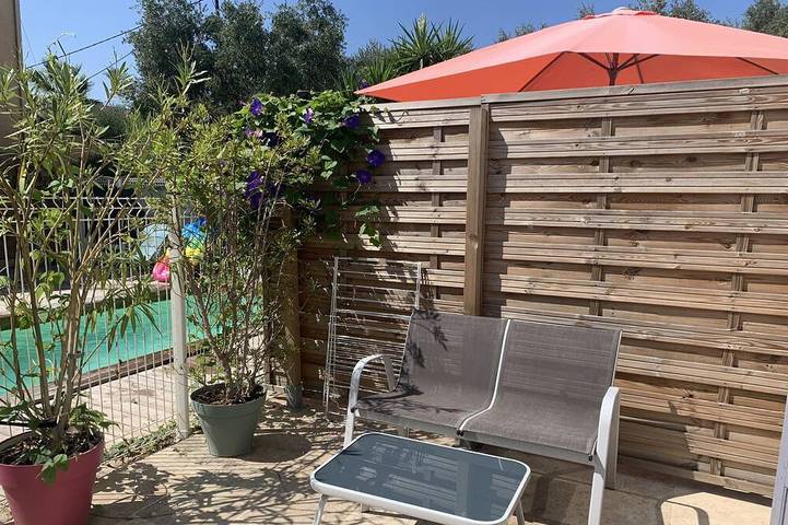 Ferienhaus für 4 Personen, mit Terrasse und Garten sowie Pool an der Côte d'Azur
