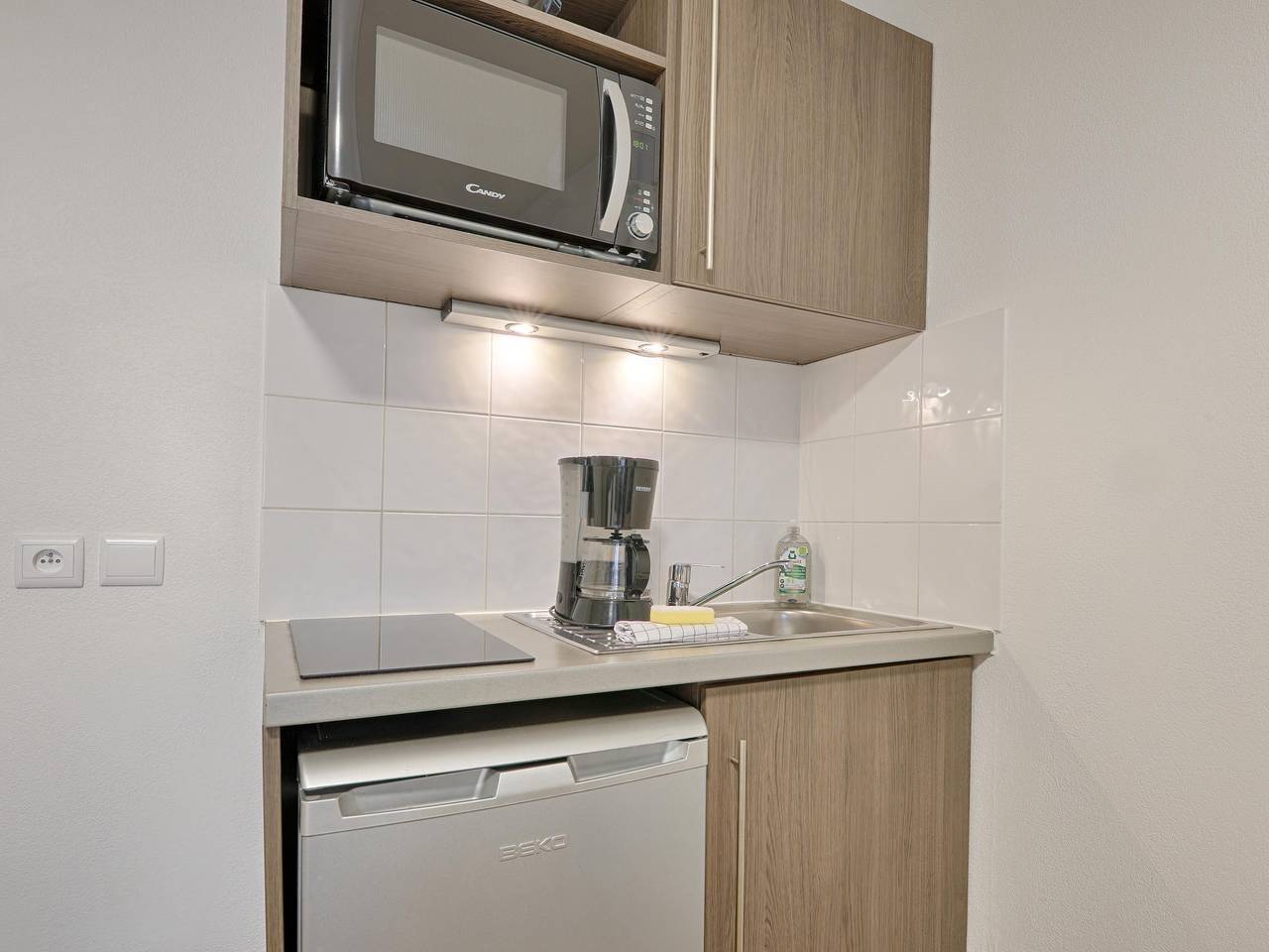 Apartamento entero, Cómodo estudio para 2 personas junto al Marne in Nogent-sur-Marne, Valle del Marne