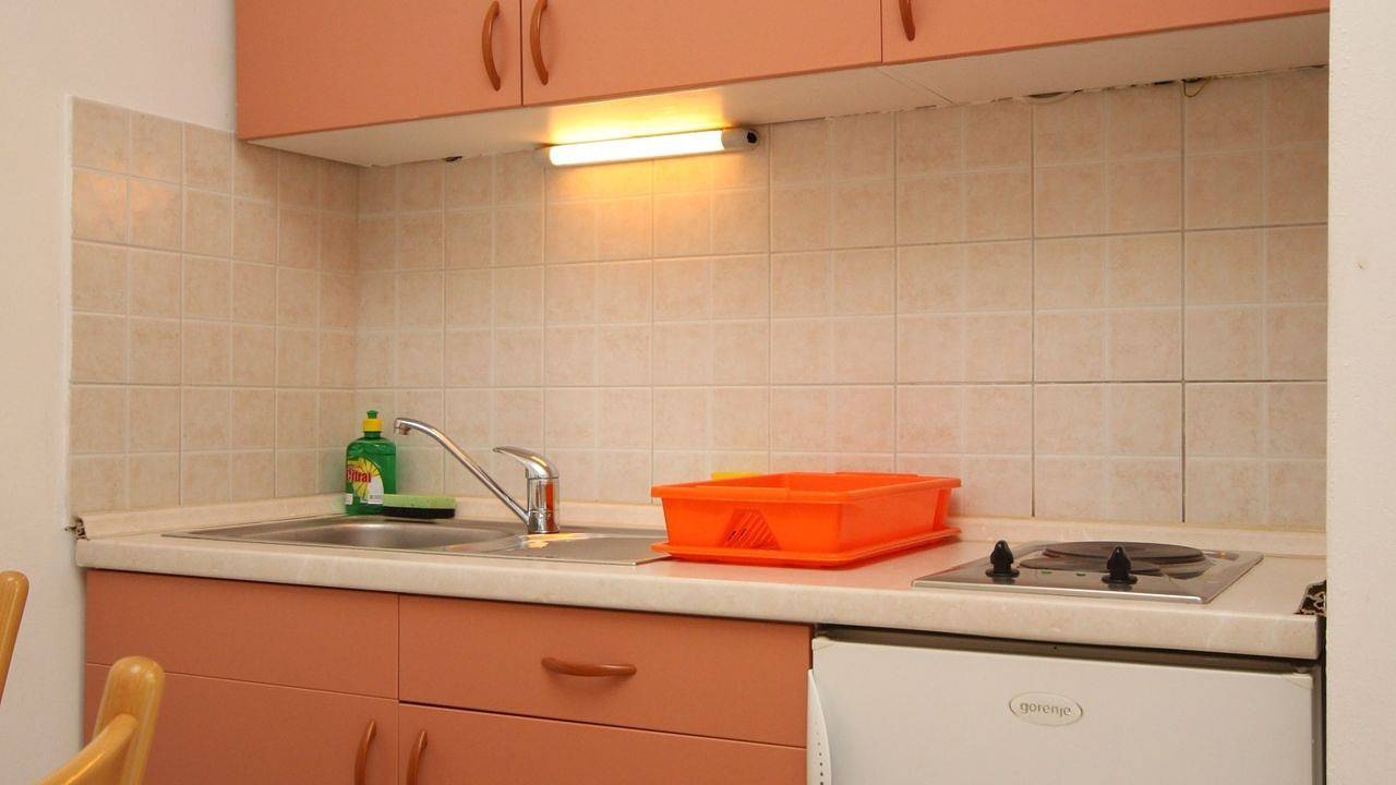 Hel ferieleilighet, Ferienwohnung für 2 Personen (30 m²) in Podgora in Podgora, Makarska Riviera