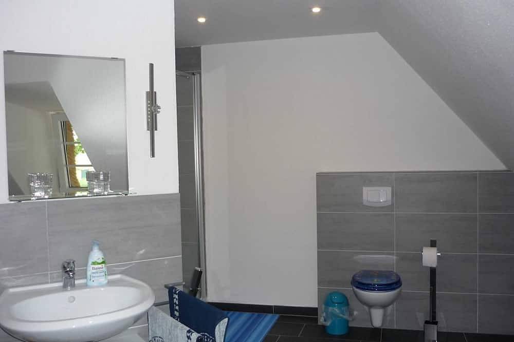 Wohnung 1 - Horn: Urlaub im Reetdachhaus in Schleswig-Holstein in Silberstedt, Grünes Binnenland