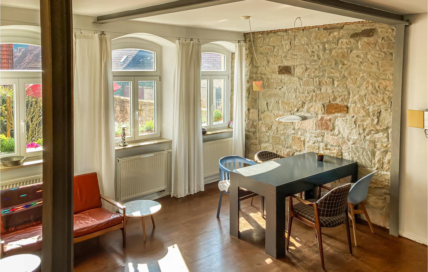 Zeil am Main Retreat: 100m² Apartment mit Wifi, TV & Terrasse. in Zeil am Main, Fränkisches Weinland