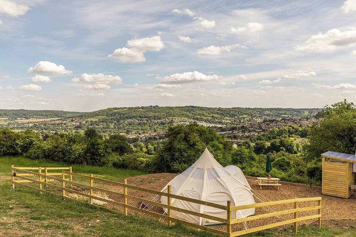 Camping for 4 people, with garden in The Cotswolds