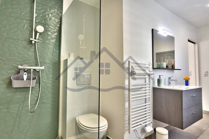 Location de vacances pour 2 personnes, avec terrasse et jardin, animaux acceptés dans Plage Lehan - 2