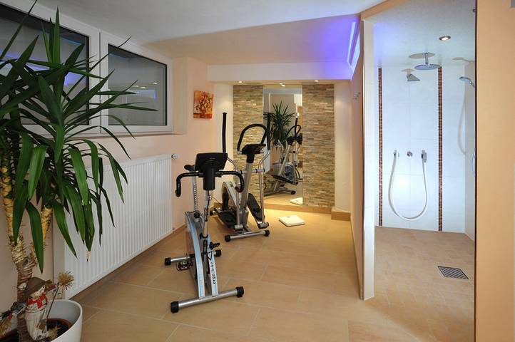 Pension für 3 Personen, mit Balkon und Garten sowie Sauna, kinderfreundlich in Unterwössen - 4