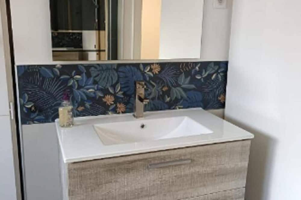 Apartamento entero, Gîte L'echappée Comtoise Spacieux Avec Superbe Jardin Pour 4 Personnes ! in Baume-les-Dames, Doubs (desambiguación)