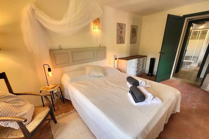 Neu! Villa in Laufnähe zu Barga!  Privater Pool, Pizzaofen, schöne Aussicht. in Barga, Parco Regionale delle Alpi Apuane