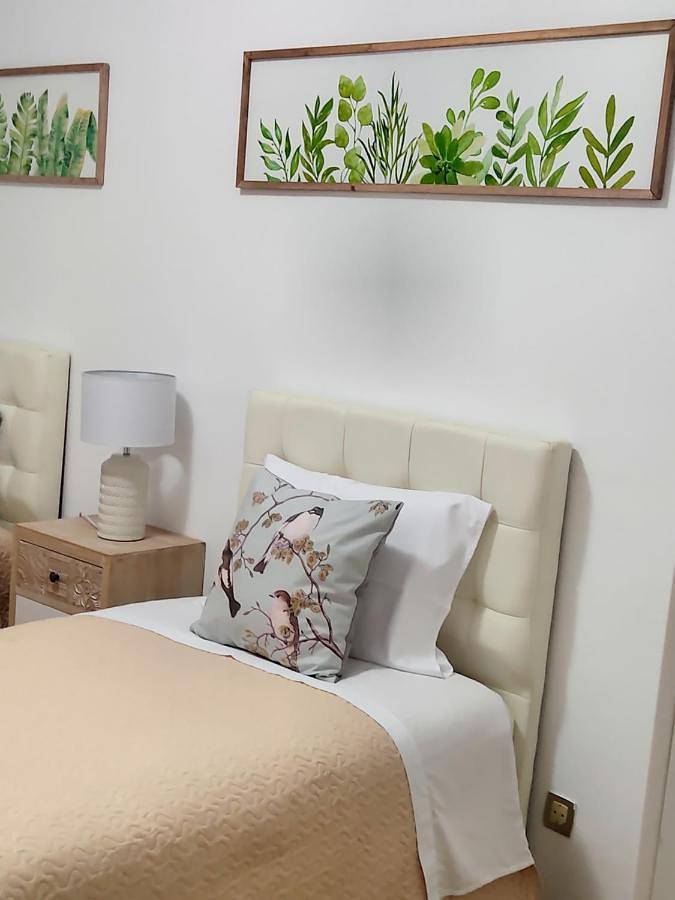 Apartamento inteiro, Four-Bedroom Standard Apartment in São Miguel do Rio Torto e Rossio ao Sul do Tejo, Rio Tejo