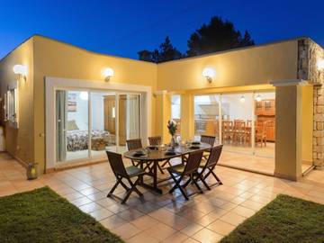 Finca in Sant Josep de sa Talaia, Ibiza Süden für 13 