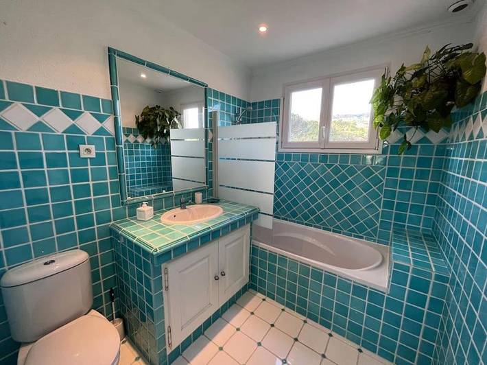 Location de vacances pour 6 personnes, avec balcon et jardin à Pégomas - 2