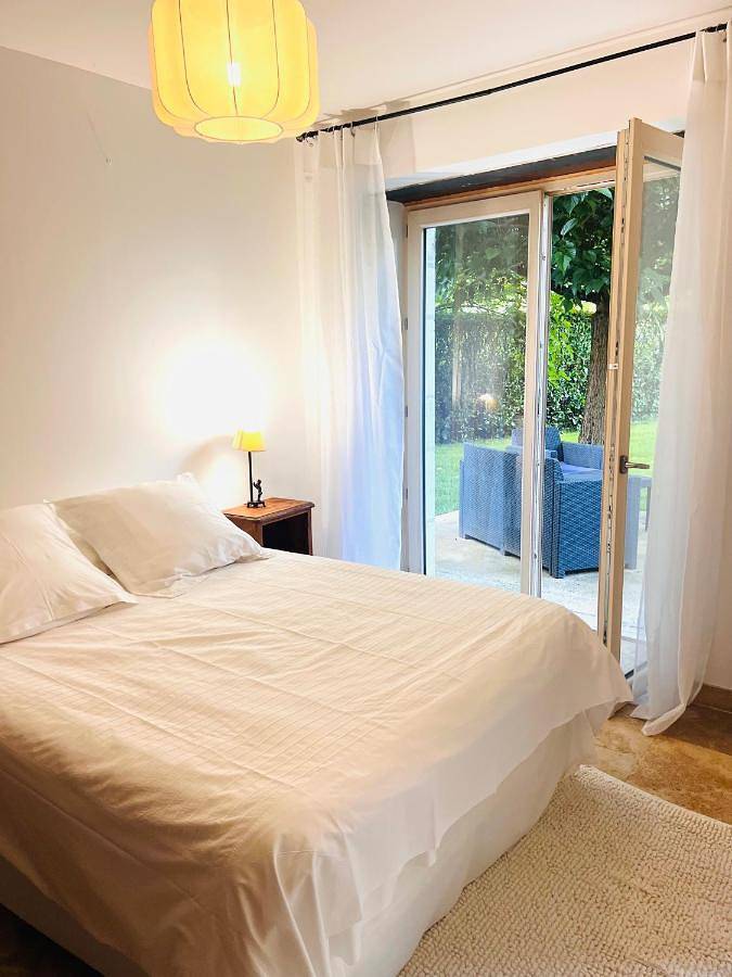 Chambre d’hôte pour 14 personnes, avec jardin ainsi que piscine et jacuzzi dans le Lot - 4