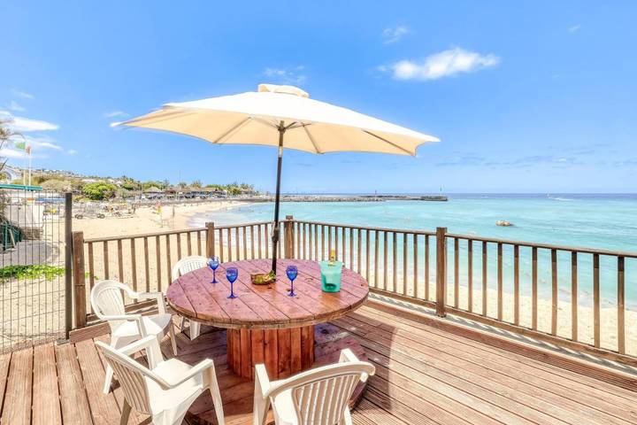 Location de vacances pour 5 personnes, avec vue et terrasse dans Port de Saint-Gilles les Bains