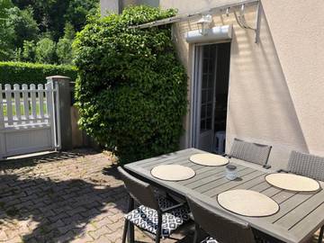 Gîte pour 2 personnes, avec jardin à Jurançon
