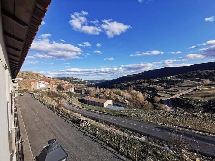 Casa rural para 5 personas, con Balcón además de Terraza y Vistas en Miravete de la Sierra - 2