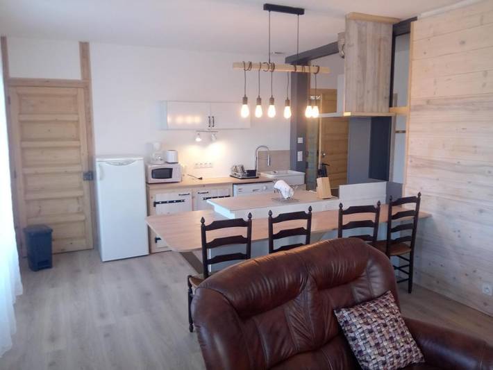 Gîte pour 2 personnes, avec vue et jardin dans La Rixouse - 3