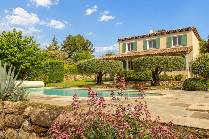 Location de vacances pour 7 personnes à Reillanne