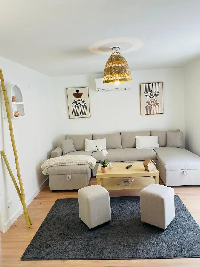 Apartamento de vacaciones para 2 personas, con vistas y jardín - 1