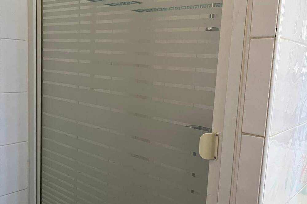 Chambre Dhôte 2 Personnes à la Panouse, Marseille 13009 in Marsella, Parque nacional de las Calanques