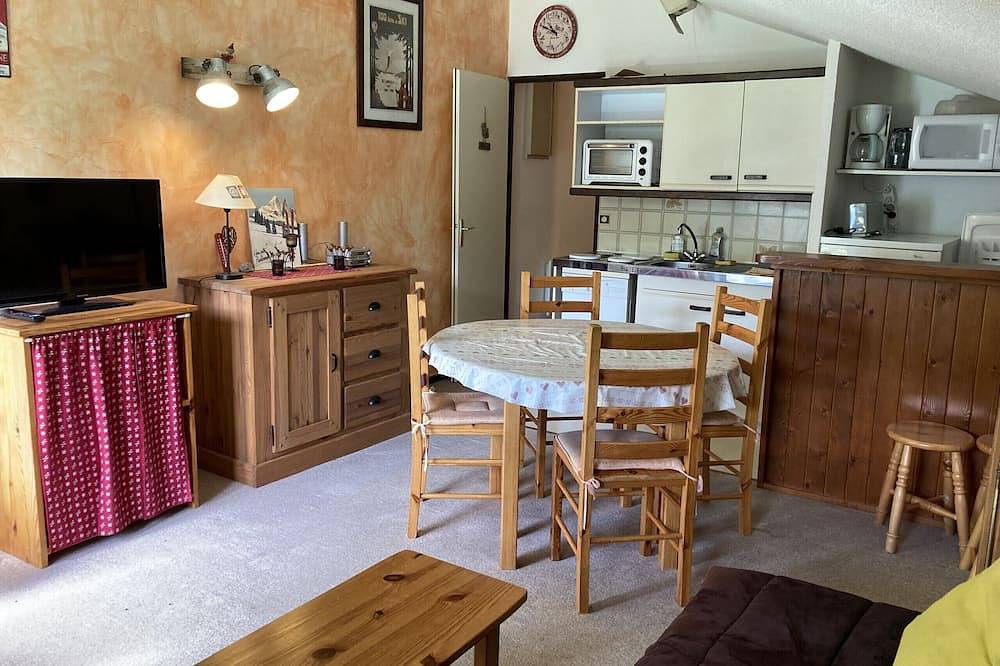 Entire apartment, T2 avec une vue imprenable sur la station du Liora in Le Lioran, Laveissière