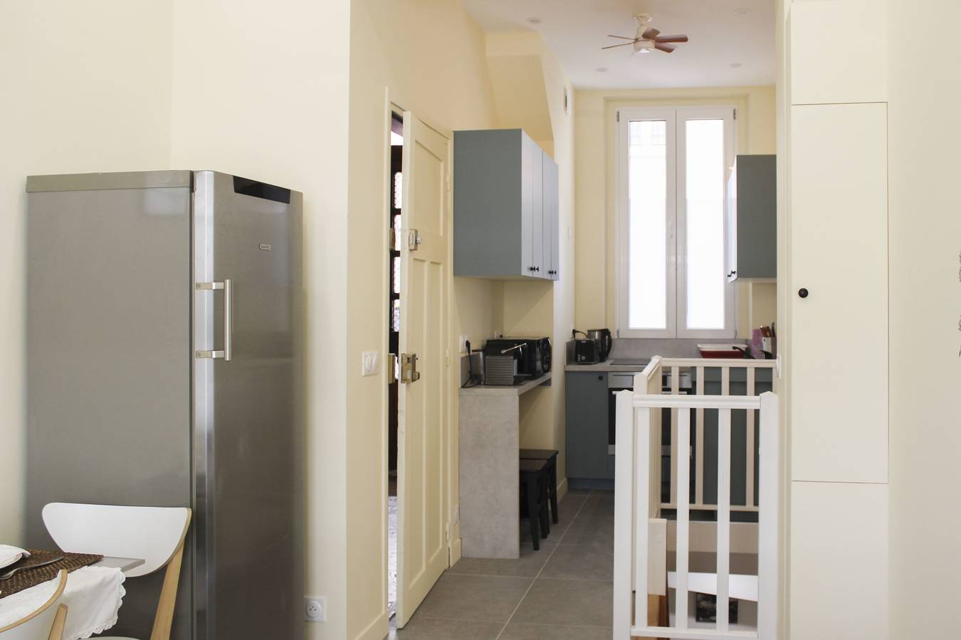 Apartamento entero, 40m² studio with sleeping area & Wifi in Asnières-sur-Seine, Altos del Sena