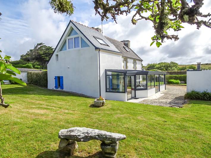 Location de vacances pour 7 personnes, avec Terrasse et Jardin à Cléden-Cap-Sizun