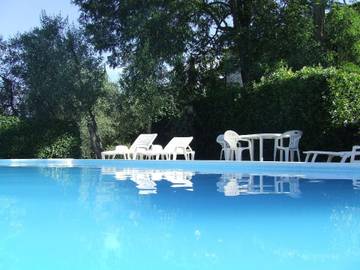 Gîte pour 12 personnes, avec jardin dans Ghizzano