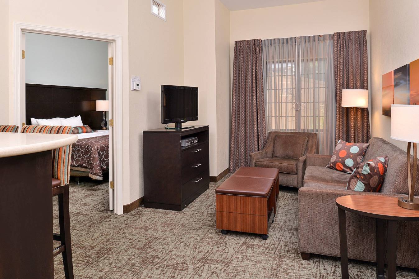 Ganze Wohnung, Ferienwohnung für 2 Personen mit Pool in St. Charles County