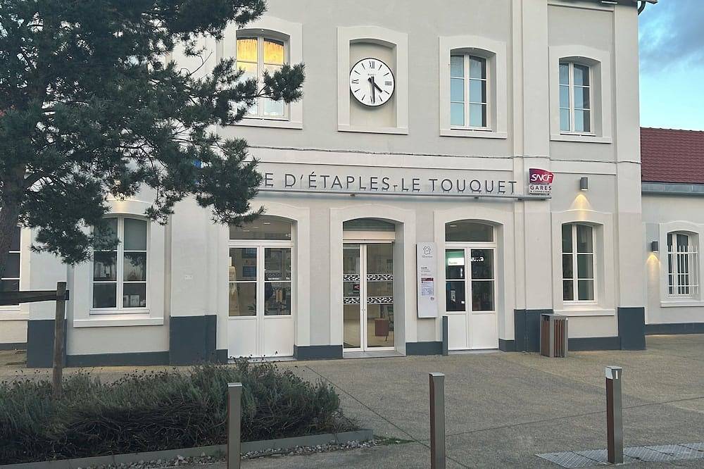 Ganze Wohnung, Comfortable Canche Bay accommodation, free parking, pets welcome, bicycle garage in Étaples, Montreuil und Umgebung