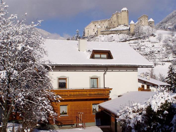 Ferienwohnung für 4 Personen, mit Garten und Terrasse in Osttirol