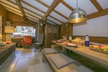 Hütte für 3 Personen, mit Pool und Balkon, kinderfreundlich in Chamonix