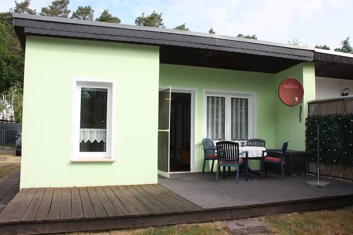 Ferienhaus für 4 Personen, mit Terrasse und Garten in Ganzlin