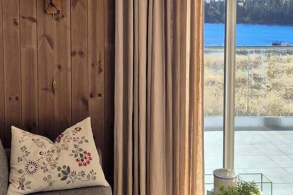 Ganze Wohnung, Apartment mit Seeblick in Sjusjøen in Sjusjoen, Ringsaker
