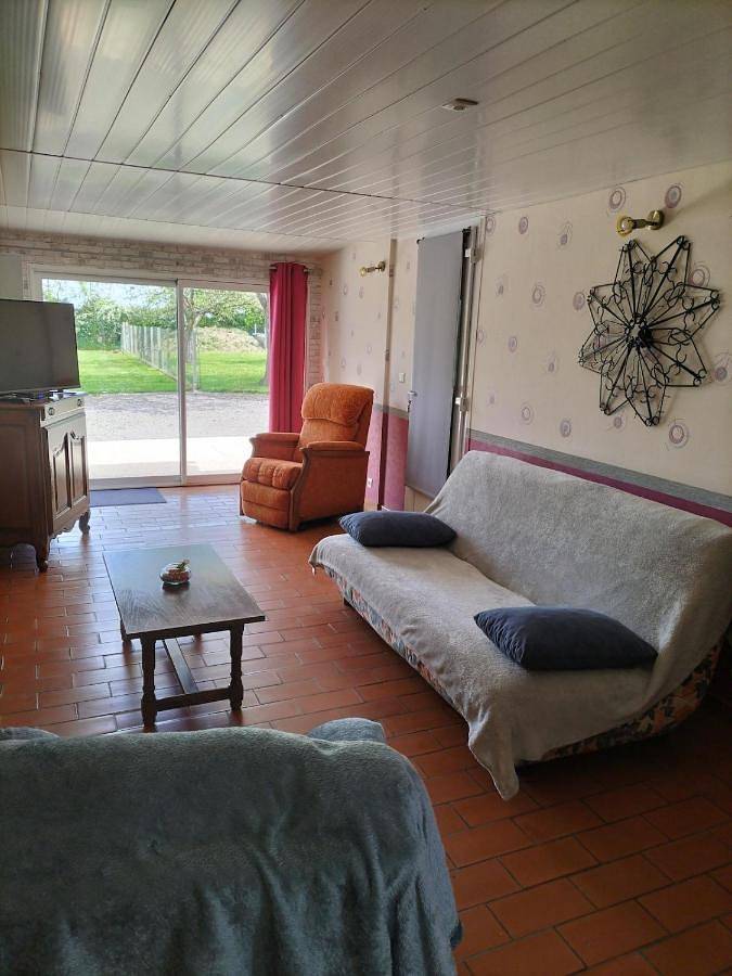 Location de vacances pour 6 personnes, avec jardin à Saint-Jean-des-Essartiers