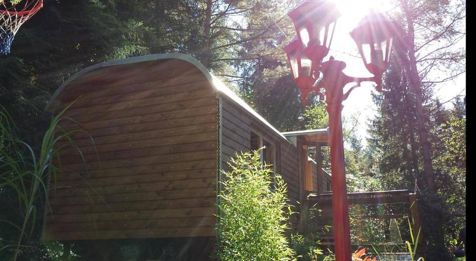 Zirkuswagen im Grünen Glamping in Quickborn, Kreis Pinneberg