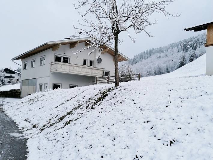 Bauernhof für 6 Personen, mit Terrasse und Garten in Hart im Zillertal