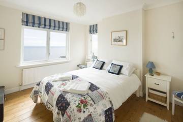 Holiday Rental for 8 People in Mousehole, Cornwall, Photo 1