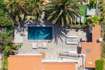 Maison d’hôte pour 2 personnes, avec terrasse et piscine ainsi que jardin et sauna à Aljezur