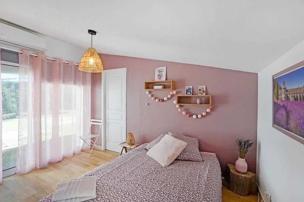 The ideal escape at villa la Pernes du Nord: Your vacation paradise! in Pernes-les-Fontaines, Parc naturel régional du Mont-Ventoux
